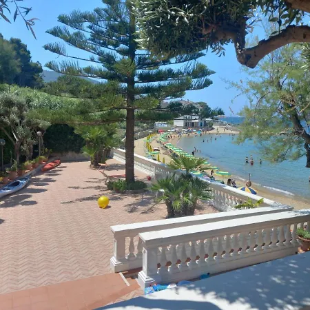 아파트 Vacanze De Simone Zona Pozzillo 카스텔라바테